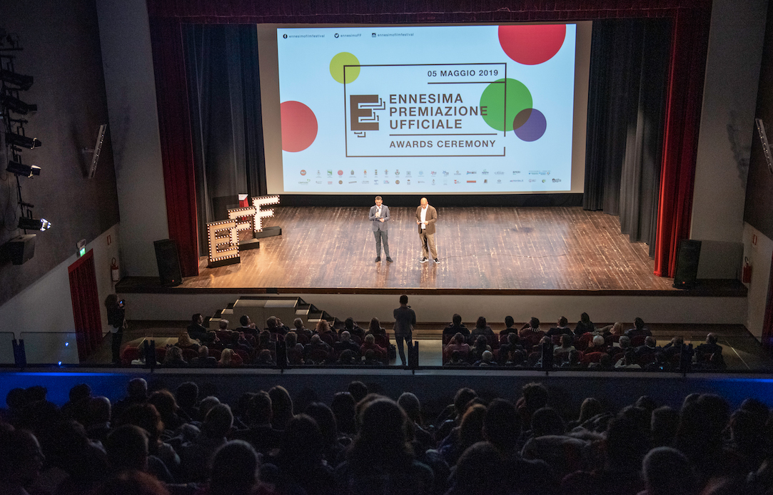 Il-pubblico-del-Teatro-Astoria